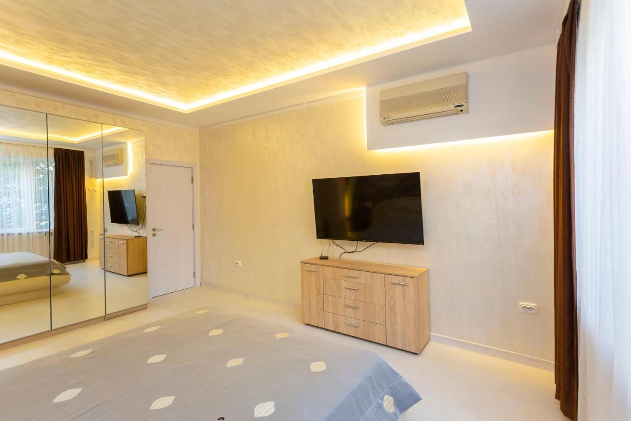 Central Vitosha Apartment ソフィア エクステリア 写真